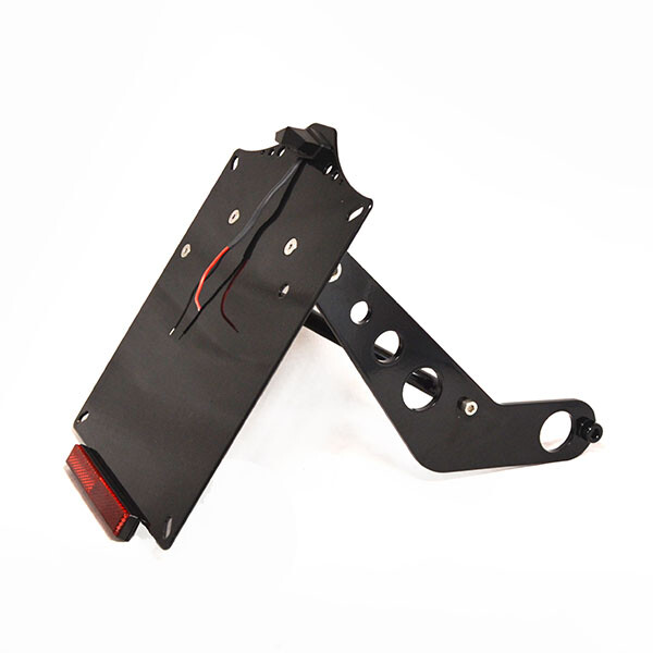 Kennzeichenhalter seitlich